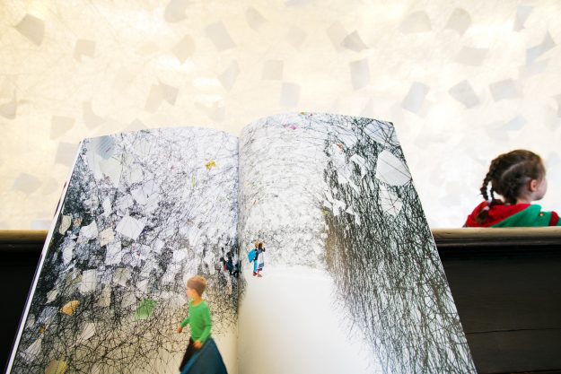 beyond time - Chiharu Shiota